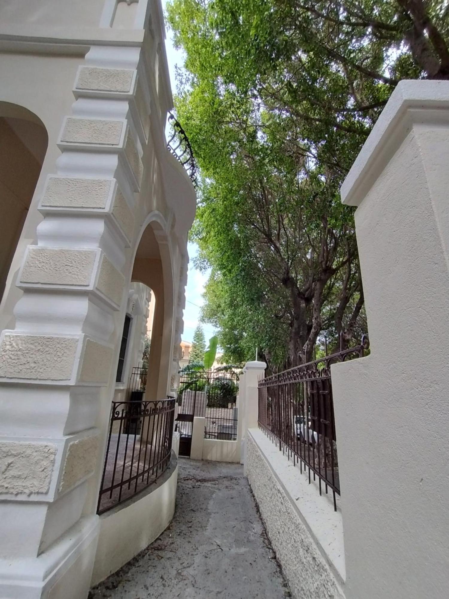 Villa Liberty Ofelia Locazioni Brevi Cagliari Eksteriør billede